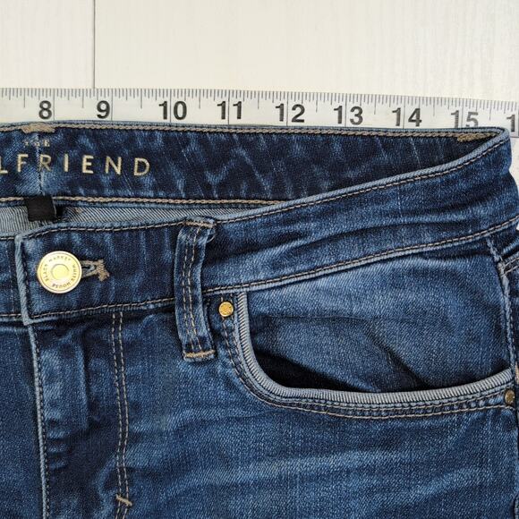 White House Black Market Girlfriend Jeans Women’s 4 (M 31x29) Embroidered Floral - Picture 6 of 12